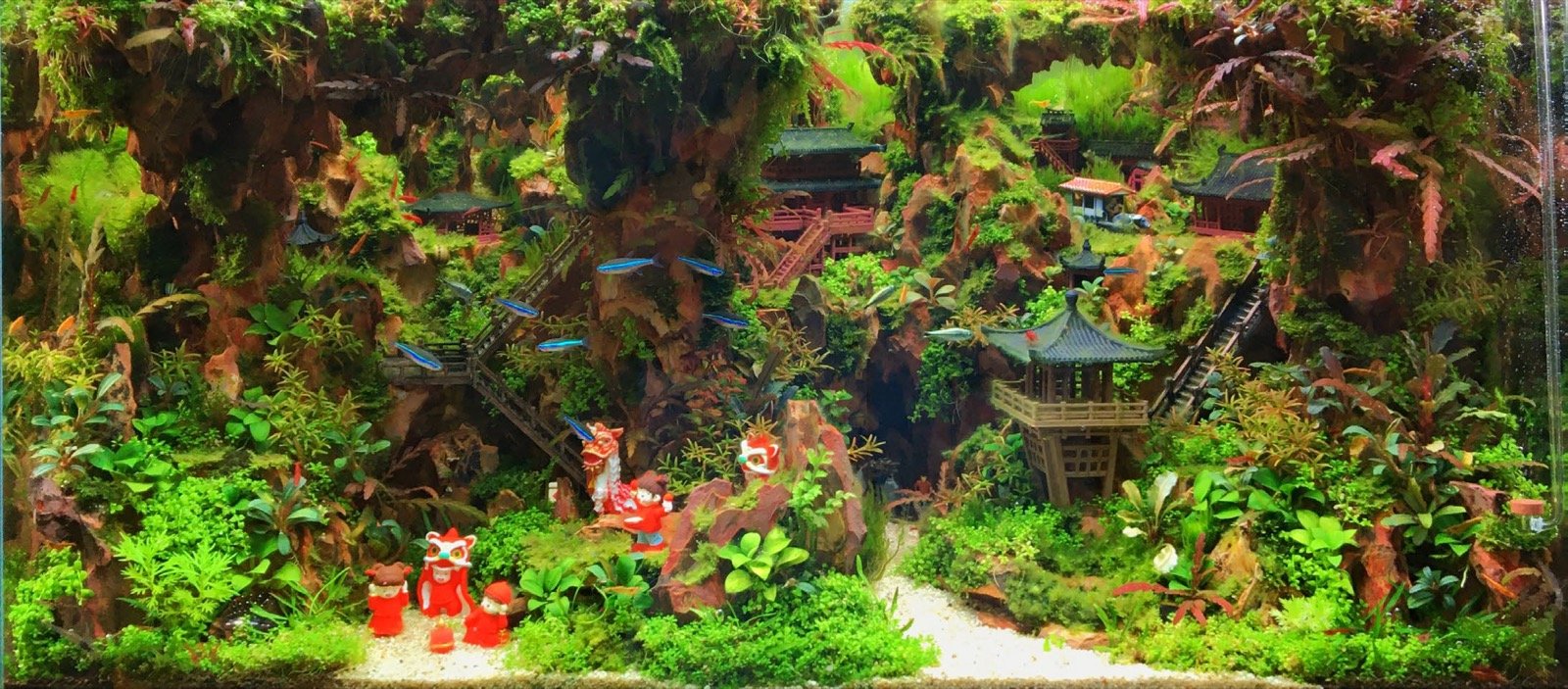Aquascape Nouvel an chinois, village chinois à flanc de montagne, 2e prix, réalisation Patcharee Prasobnert