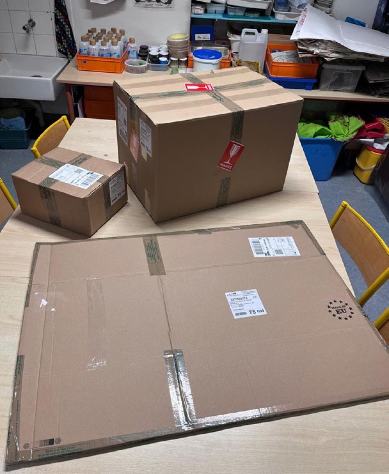Arrivée du kit aquarium 30 litres à l'école