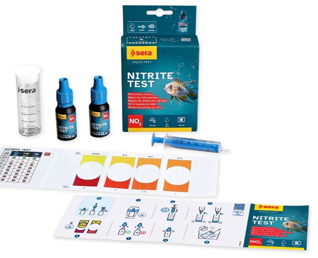 Tests d'eau SERA avec nouveau design, cartes colorimétriques et seringue de mesure